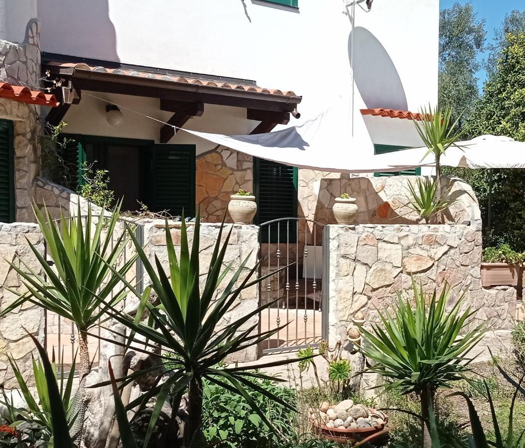 Casa Masseria Le Ville Peschici Exterior foto